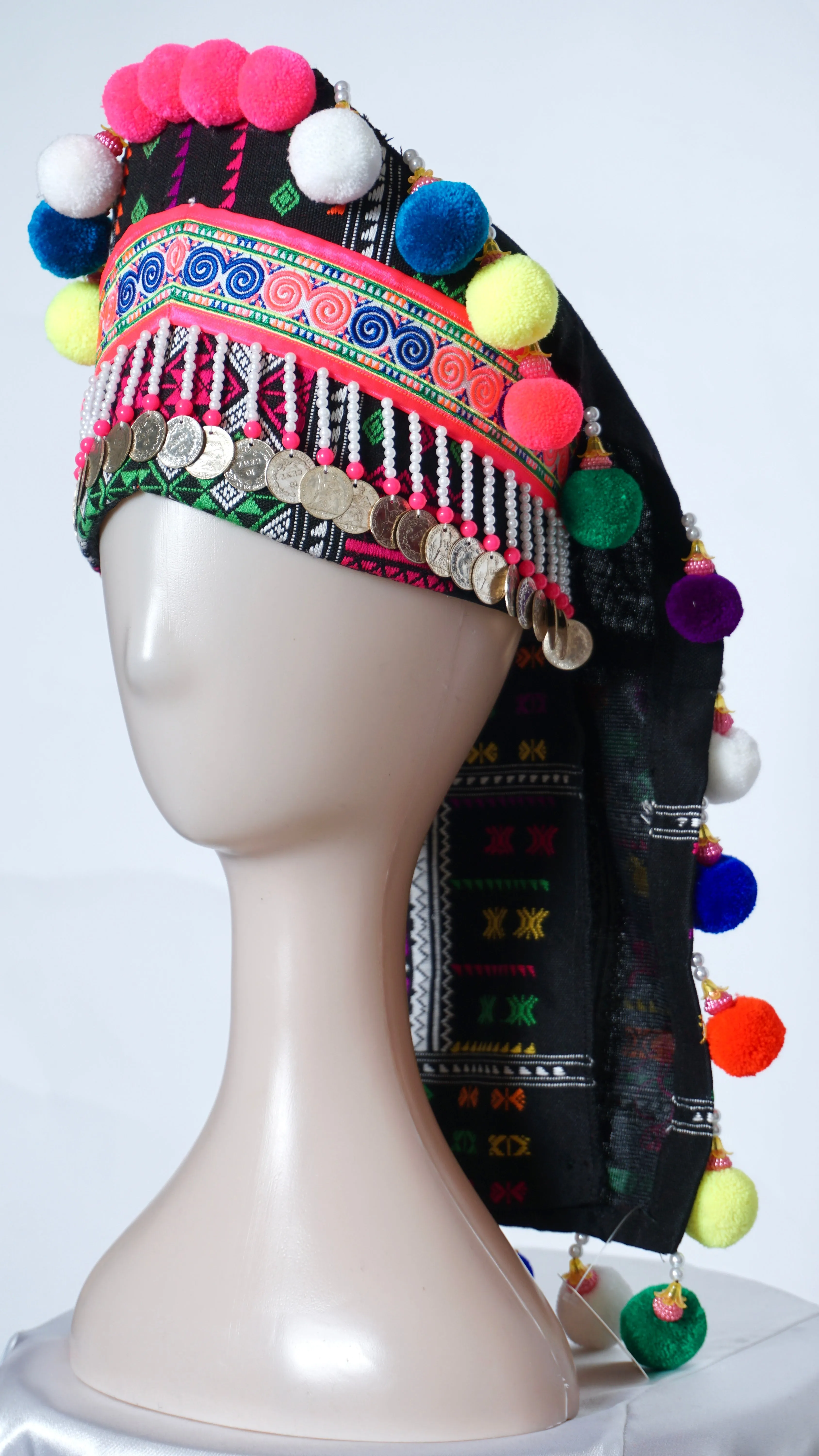 *Hmong Txaij Hat (22"-23")