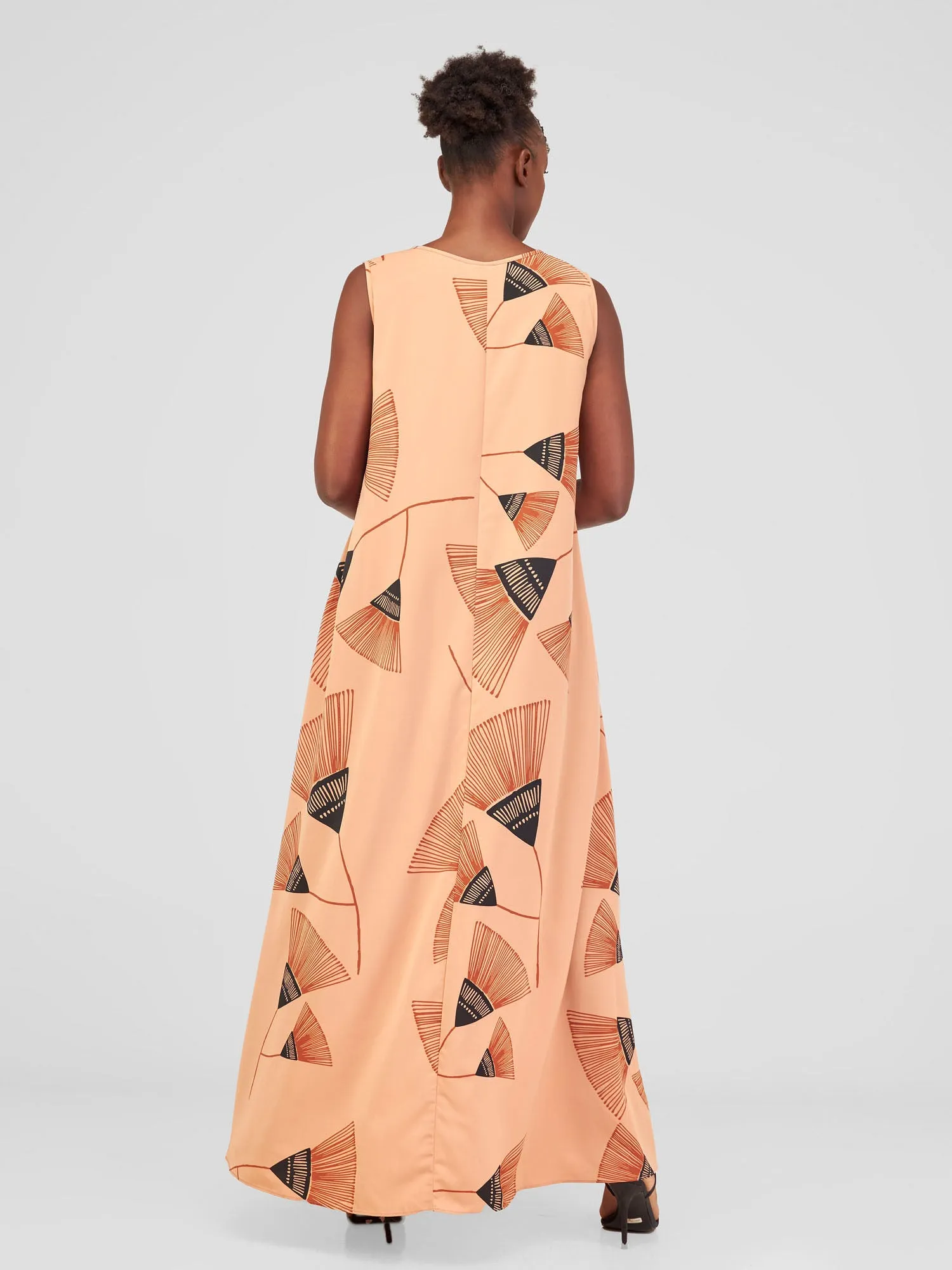 Vivo Basic Sleeveless Tent Maxi Dress - Tan / Black Fan Print